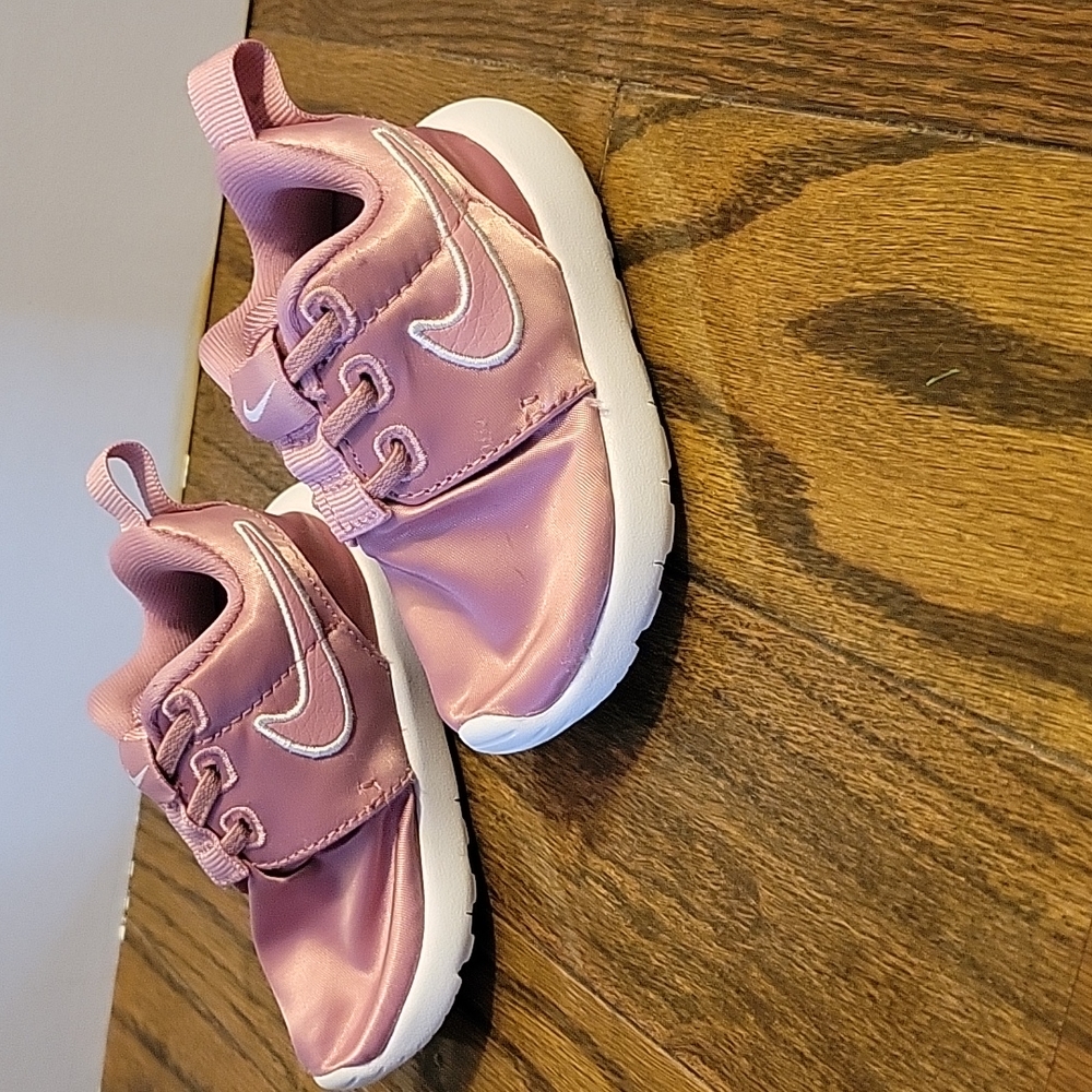 Gently worn Nike size 3c pink shoes